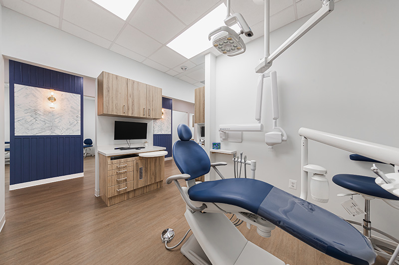 Dentist in 21015